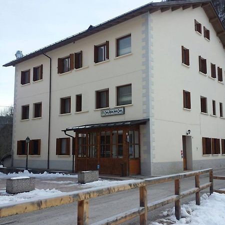 Casa Alpina Sacro Cuore Canale dʼAgordo Zewnętrze zdjęcie
